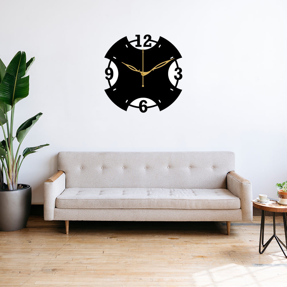 Vintage Wooden Analog Wall Clock for Modern Interiors