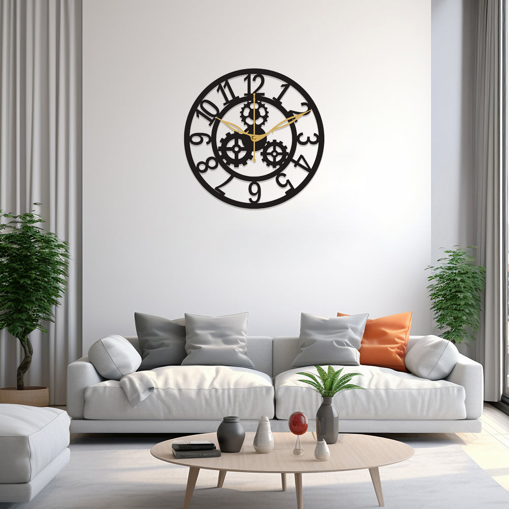 Chic Decorative Wall Clock with Metallic Finish