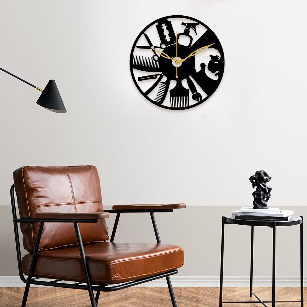 Antique Look Decorative Wall Clock with Designer Touch