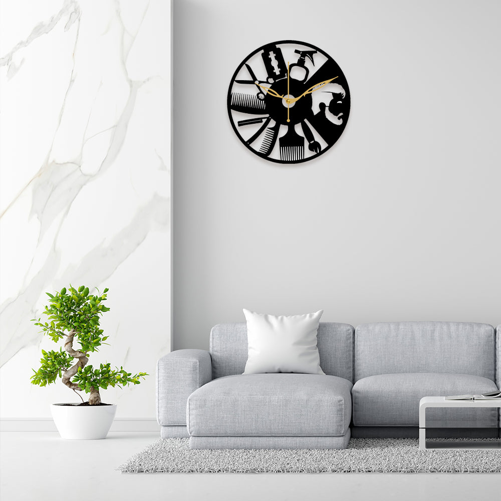 Antique Look Decorative Wall Clock with Designer Touch