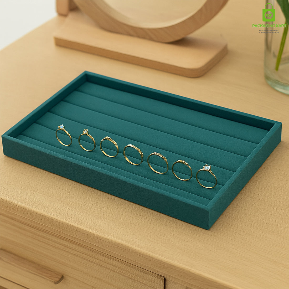 Elegant Green Jewellery Tray – Ring Arrangement