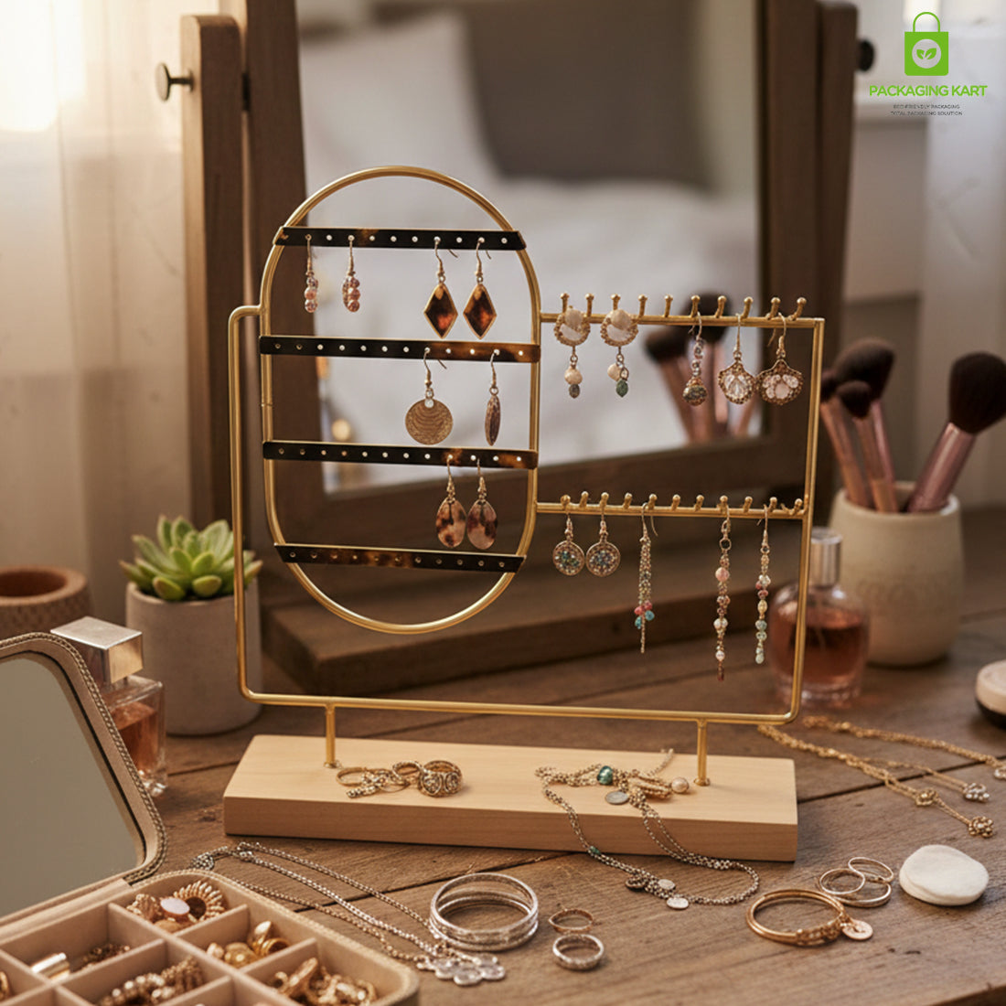 Luxury Gold Plated Frame Earrings Stand for Women Jewellery