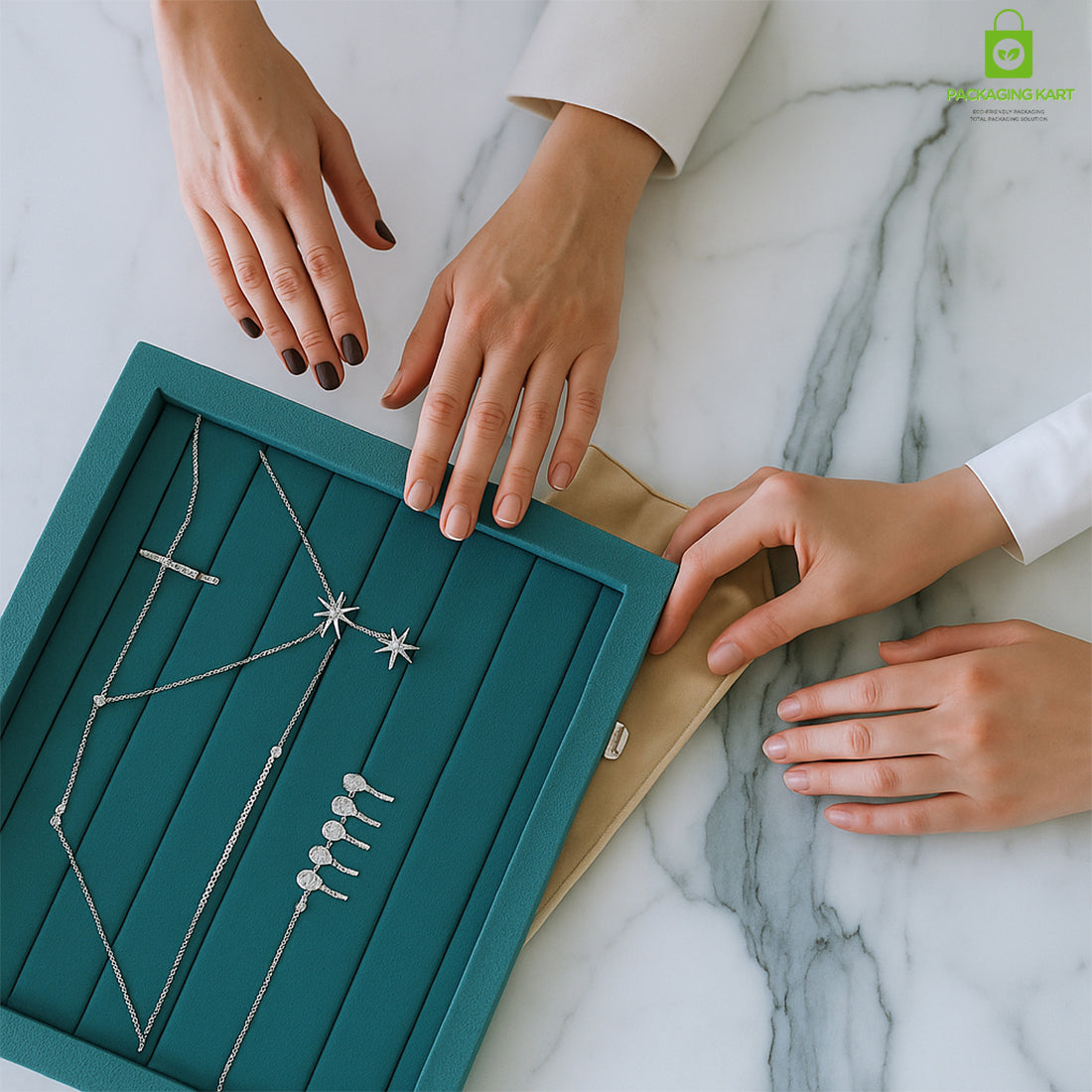 Ring Display Stand – Elegant Jewelry Organizer for Shops & Exhibitions