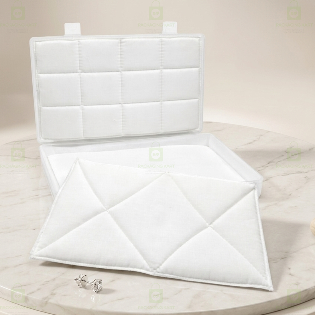 Durable Jewellery Plastic Storage Box with Soft White Cushion Cotton Lining for Protection